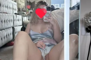 Real legit Full service daddy🥰... - Image 1